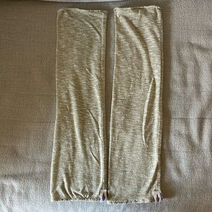 Rubia Wear leg warmers